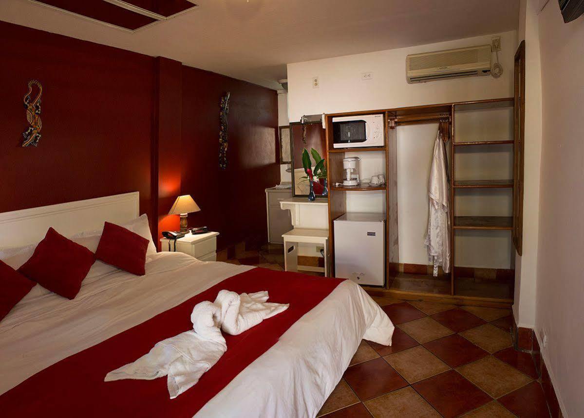 Copacabana Hotel And Suites (Adults Only) Хако Екстер'єр фото